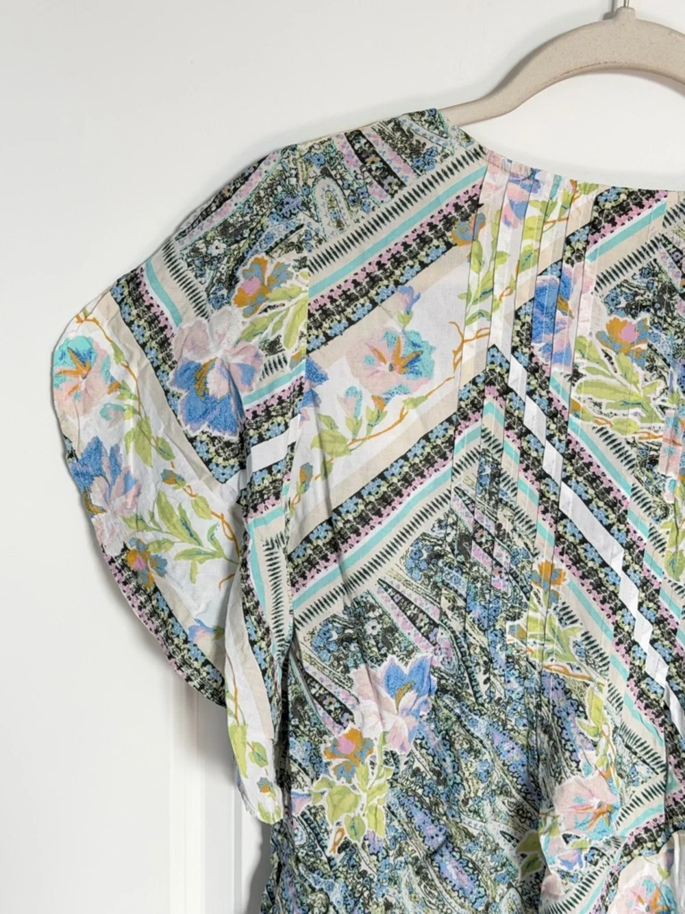 Anthropologie Maeve Multicolor Maya Flutter Sleeve Top Size 4 39694